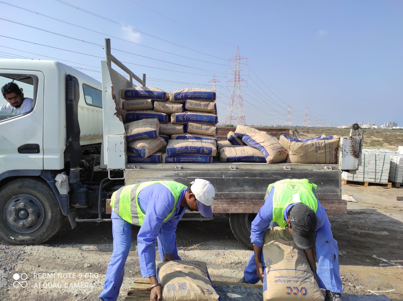 لوحات التوزيع والشبكات الكهربائية الكهروميكانيكية